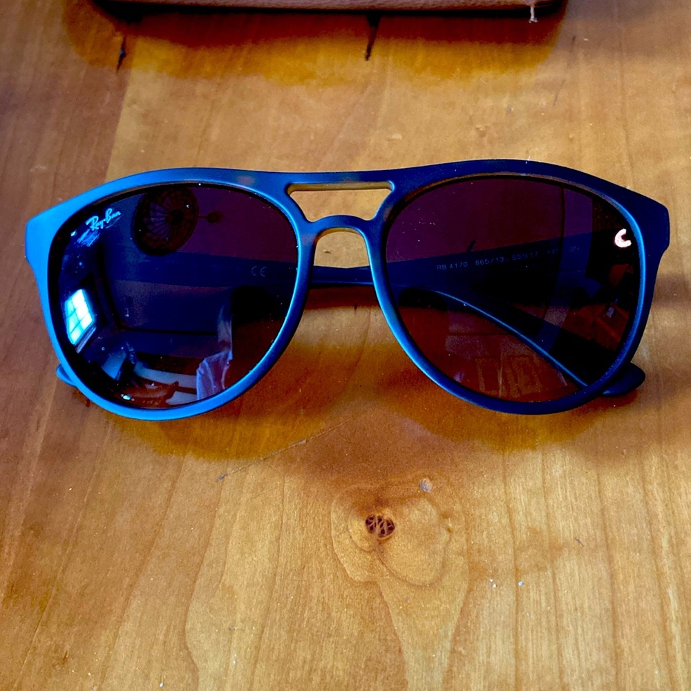 $164 Ray Ban RB4170 Brad sunglasses RB 4170